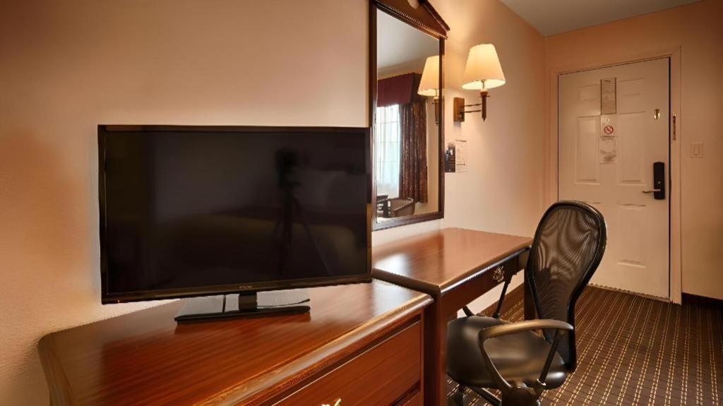 Best Western Johnson City Inn Extérieur photo