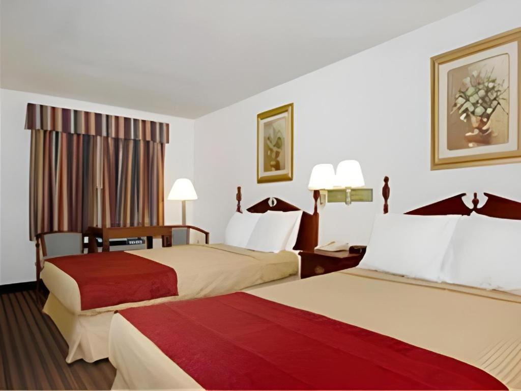 Best Western Johnson City Inn Extérieur photo